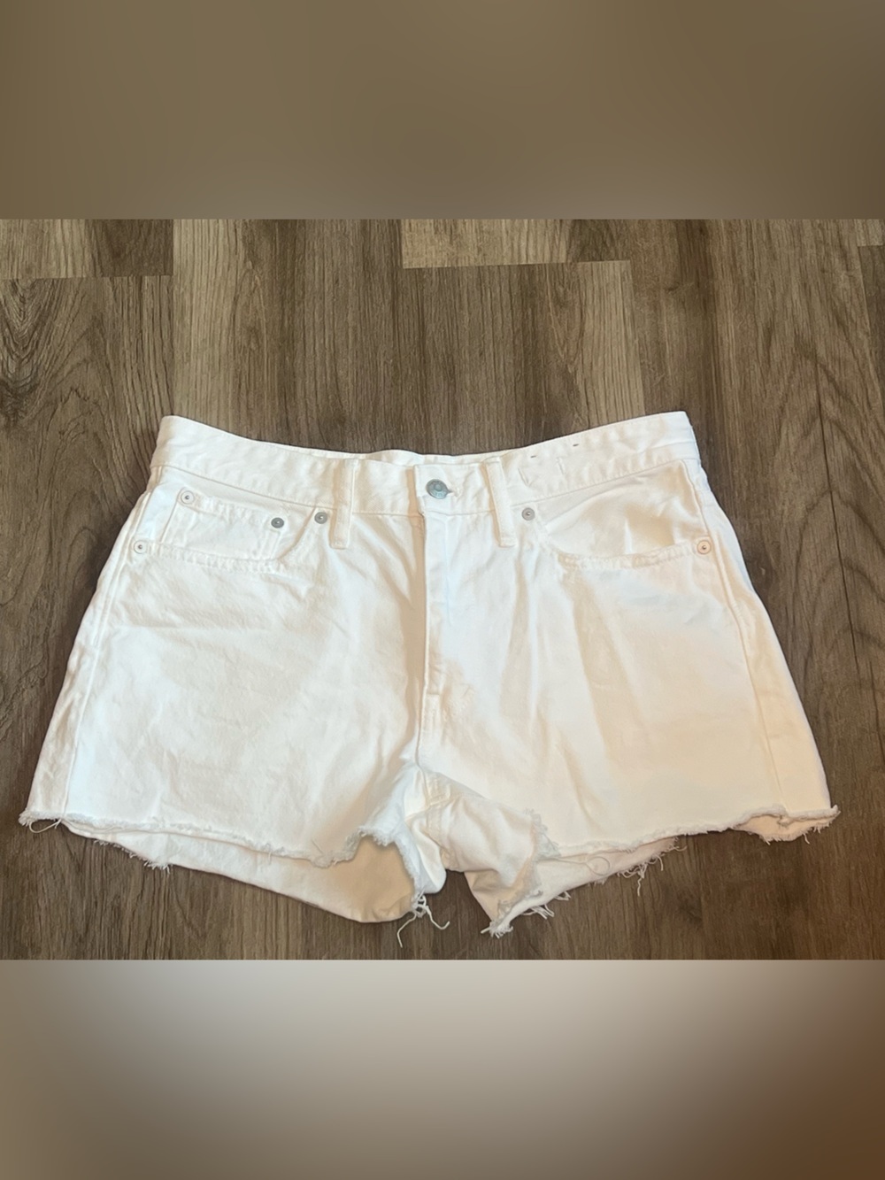 Madewell Relaxed Denim Shorts in White